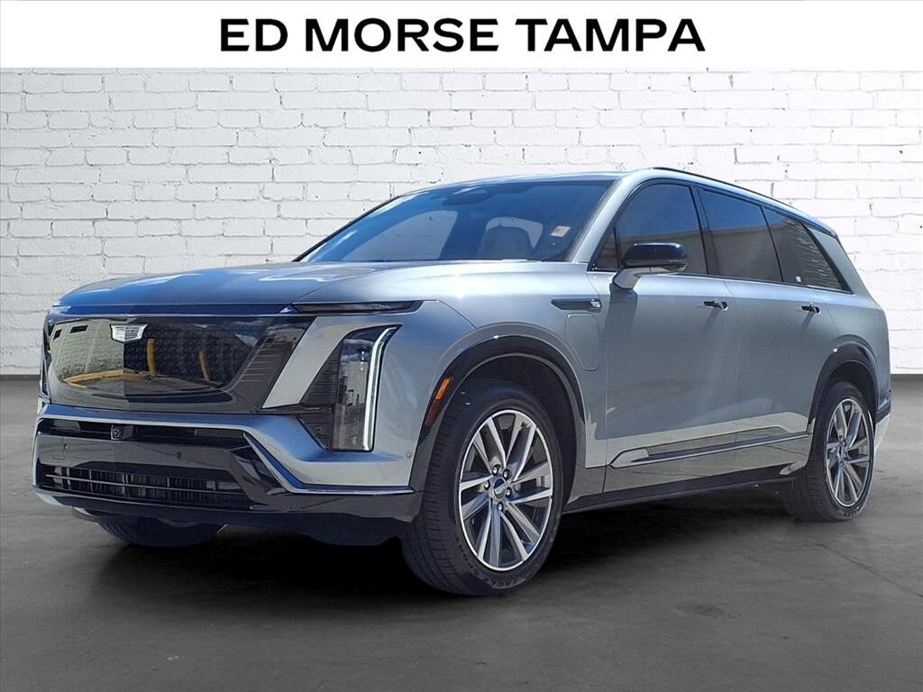 2026 Cadillac VISTIQ — photo 1 of 7