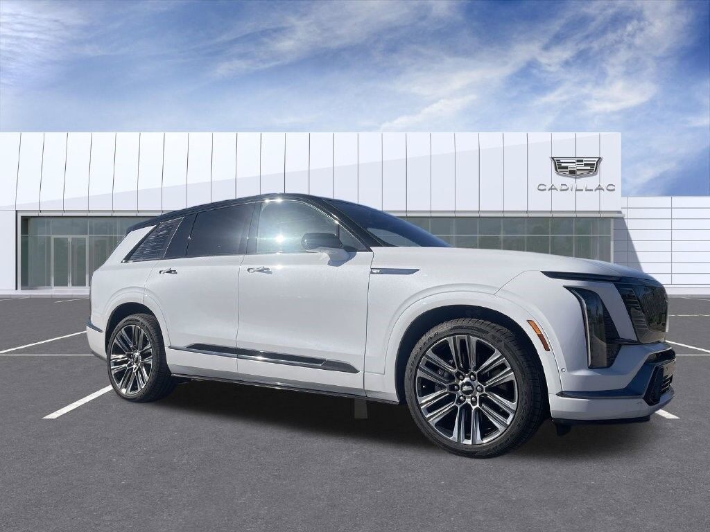 2026 Cadillac VISTIQ — photo 1 of 7
