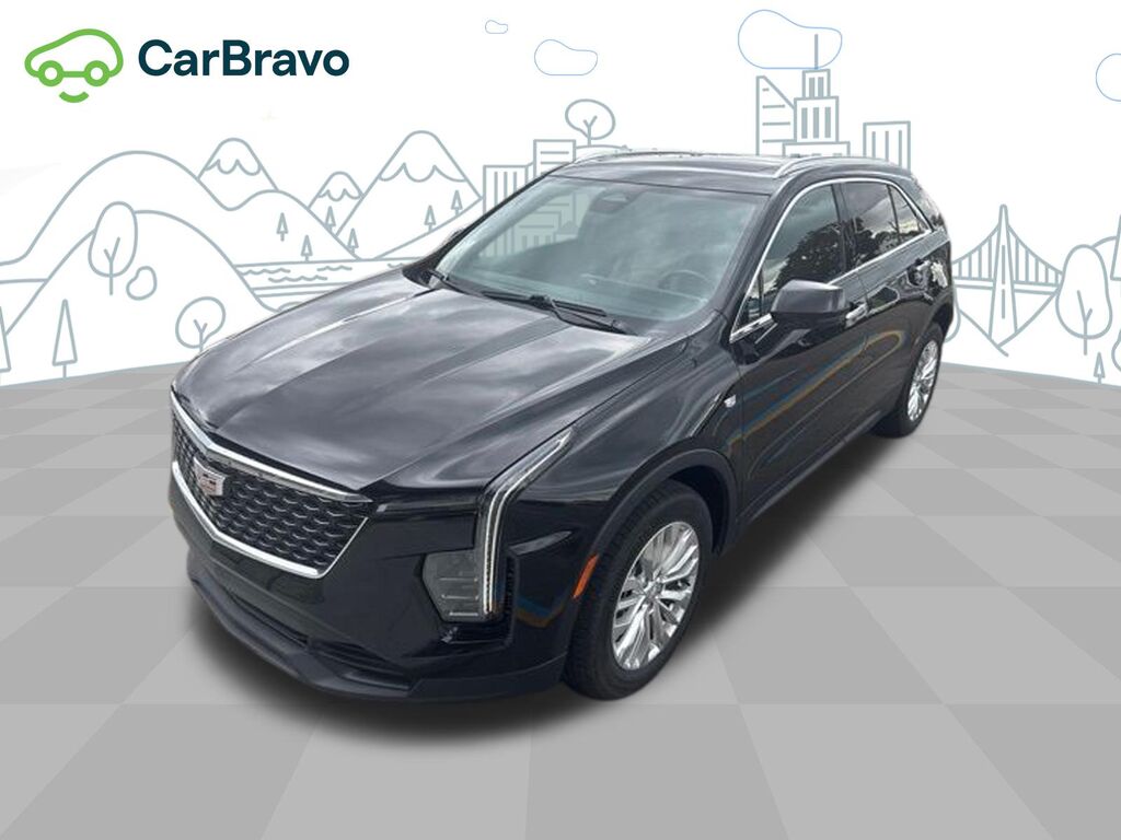 2024 Cadillac XT4 Luxury — photo 1 of 2