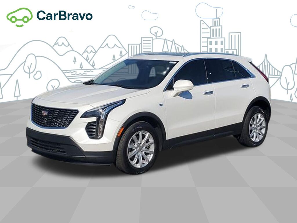 2022 Cadillac XT4 Luxury — photo 1 of 6
