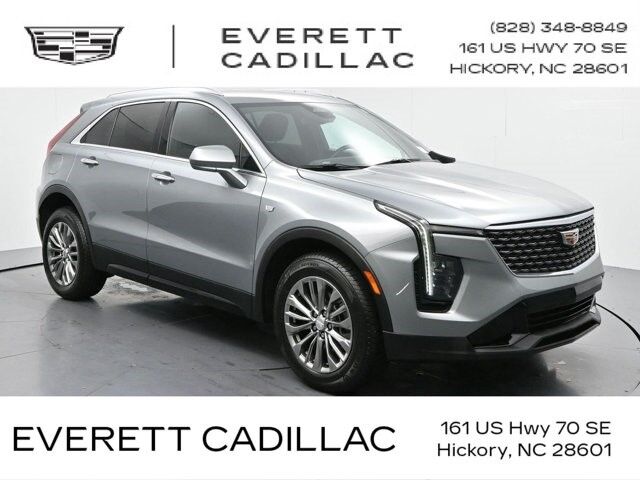 2024 Cadillac XT4 — photo 1 of 7