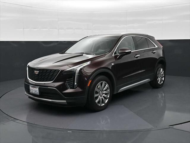 2020 Cadillac XT4 Premium Luxury — photo 1 of 13