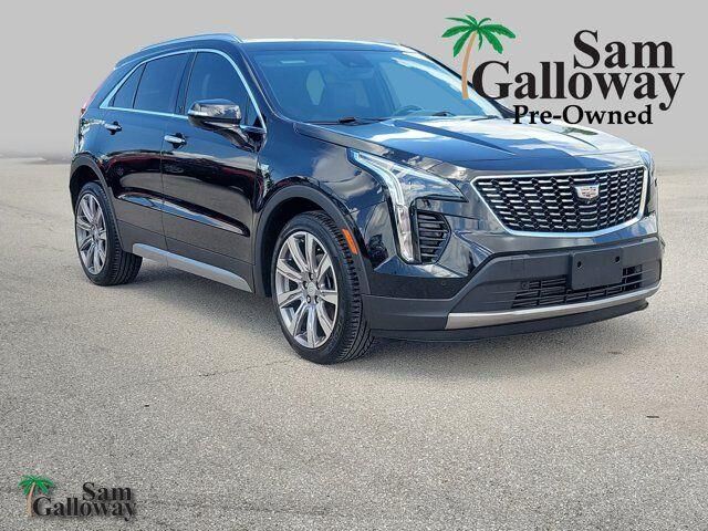 2022 Cadillac XT4 Premium Luxury