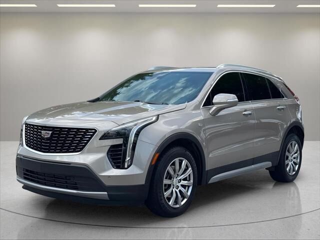 2023 Cadillac XT4 Premium Luxury — photo 1 of 39