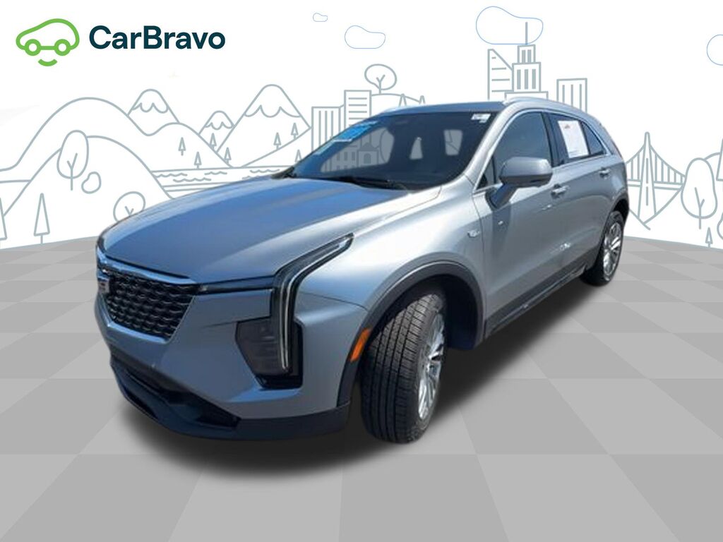 2025 Cadillac XT4 Premium Luxury — photo 1 of 6