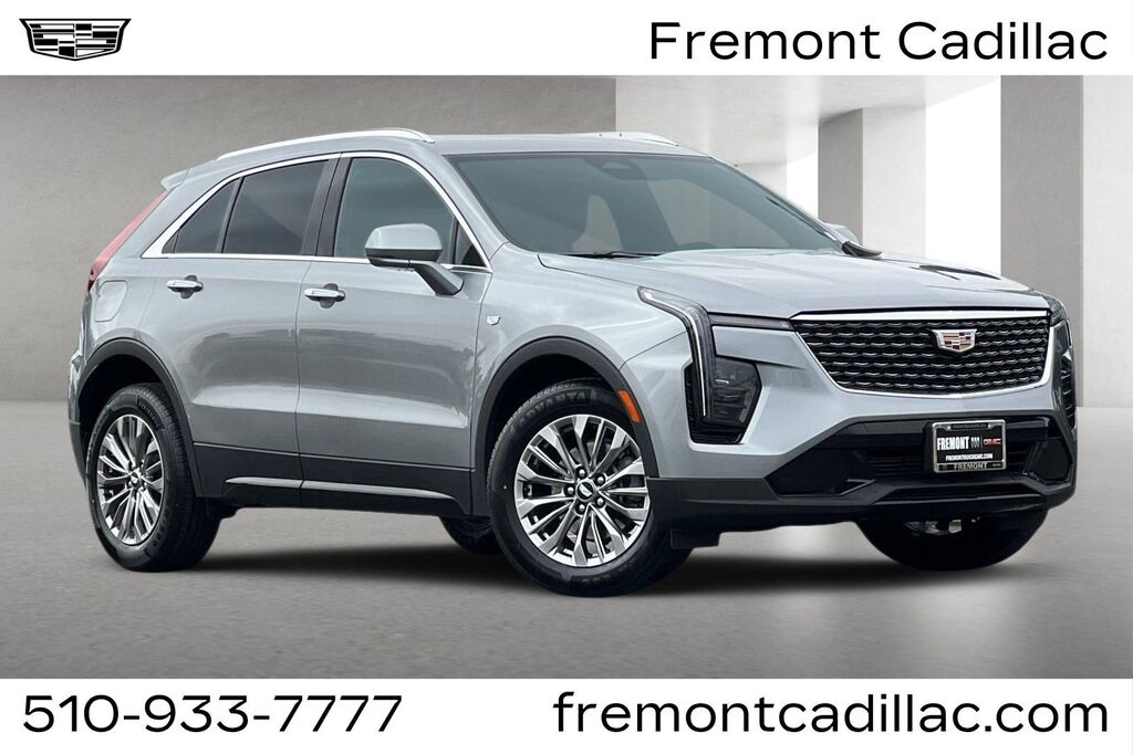 2024 Cadillac XT4 — photo 1 of 7