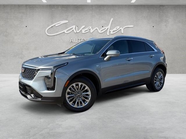2024 Cadillac XT4 — photo 1 of 7