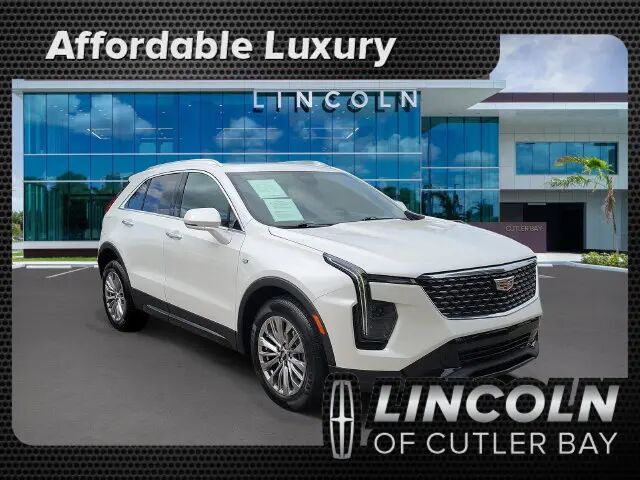 2024 Cadillac XT4 Premium Luxury