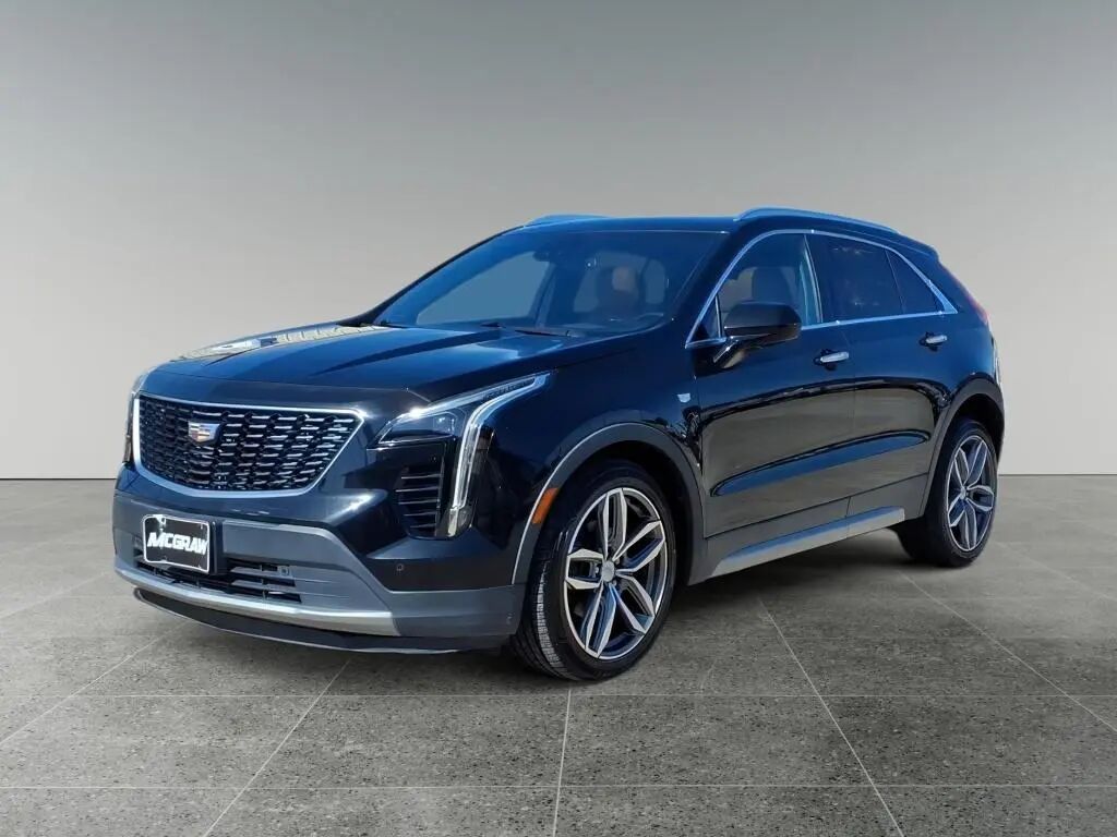 2019 Cadillac XT4 Premium Luxury — photo 1 of 13