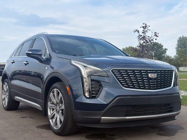 2020 Cadillac XT4 Premium Luxury