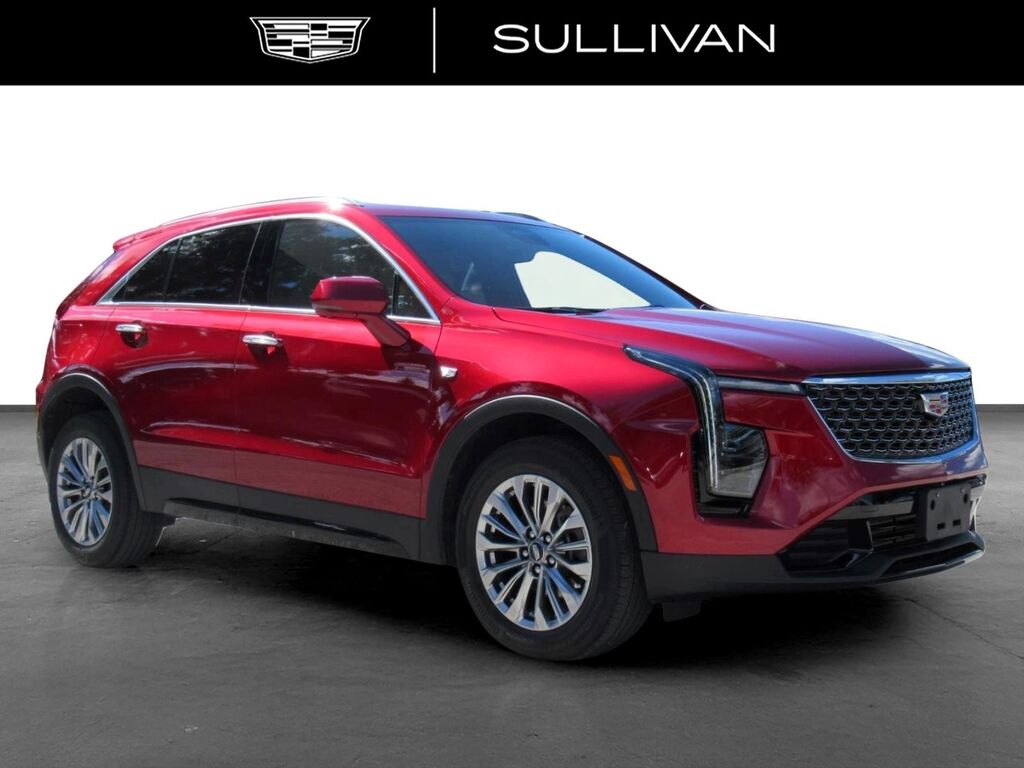2024 Cadillac XT4 — photo 1 of 7