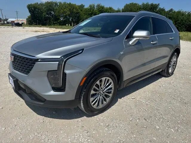 2025 Cadillac XT4 Premium Luxury