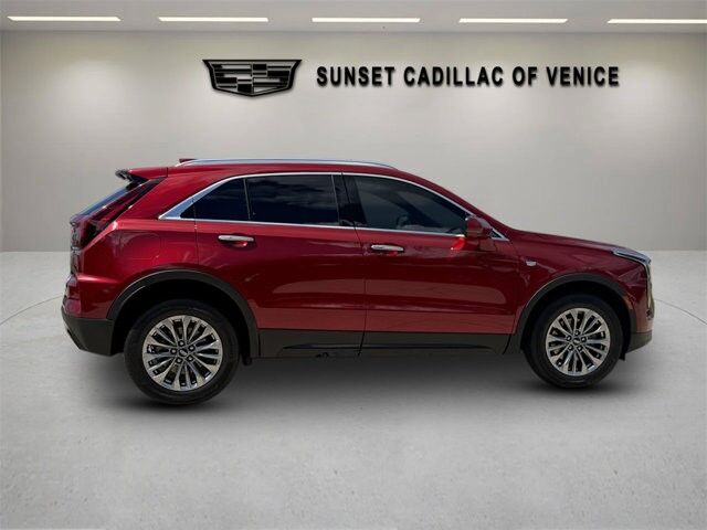2024 Cadillac XT4