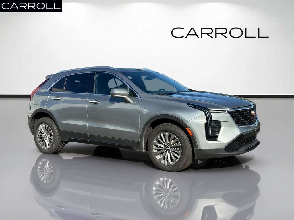 2025 Cadillac XT4 — photo 1 of 7