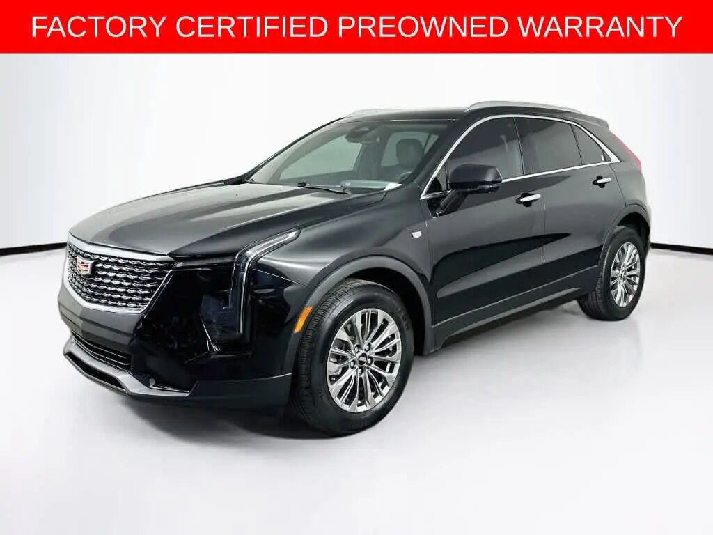 2025 Cadillac XT4 Premium Luxury — photo 1 of 13
