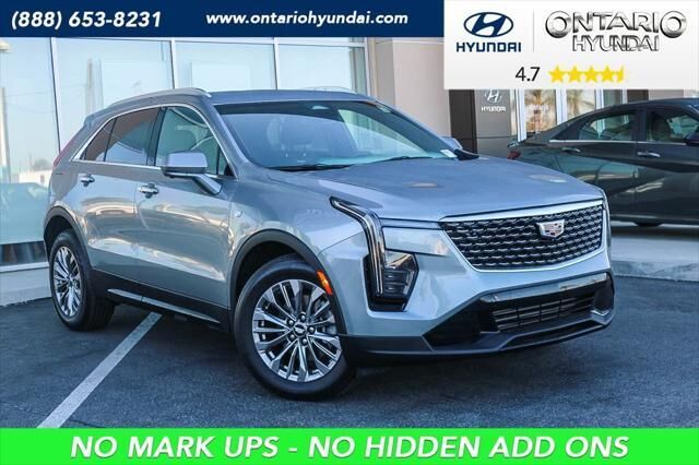 2025 Cadillac XT4 Premium Luxury
