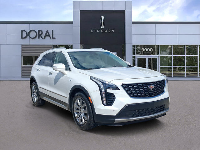 2019 Cadillac XT4 Premium Luxury — photo 1 of 1