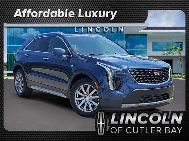 2019 Cadillac XT4 Premium Luxury — photo 1 of 13