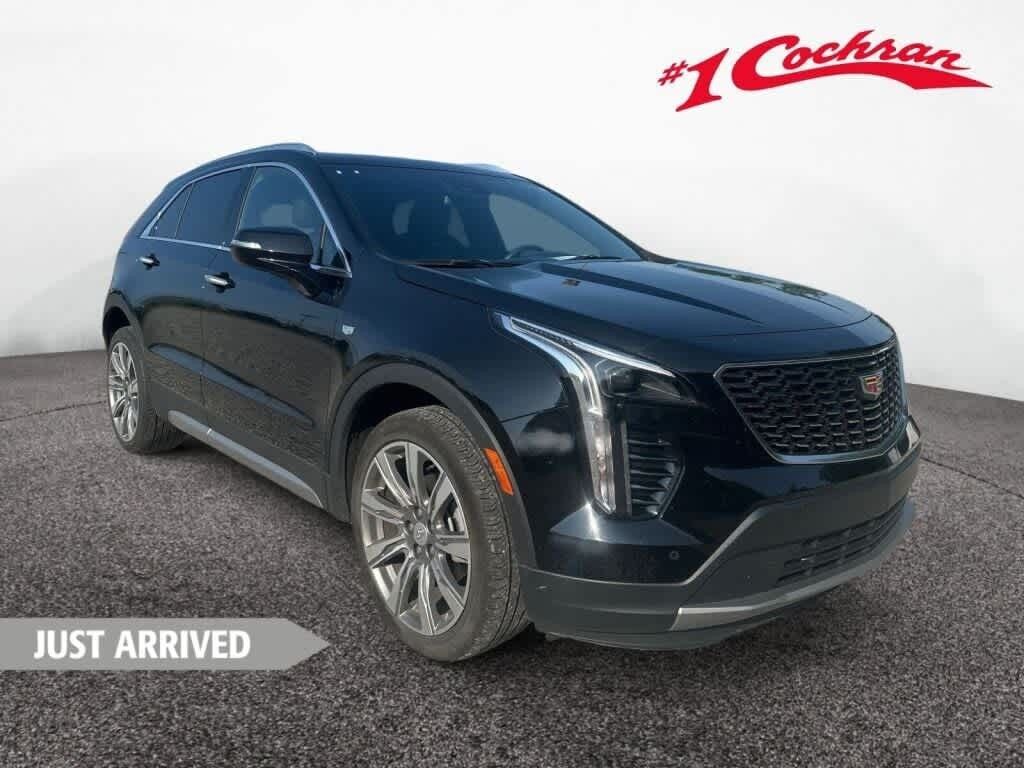 2023 Cadillac XT4 — photo 1 of 2