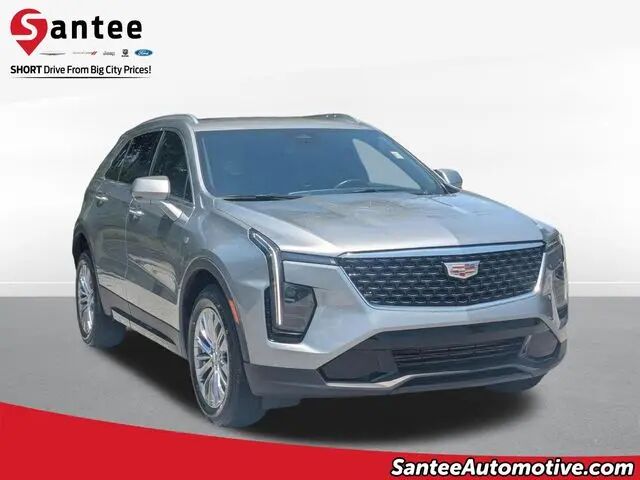 2025 Cadillac XT4 Premium Luxury
