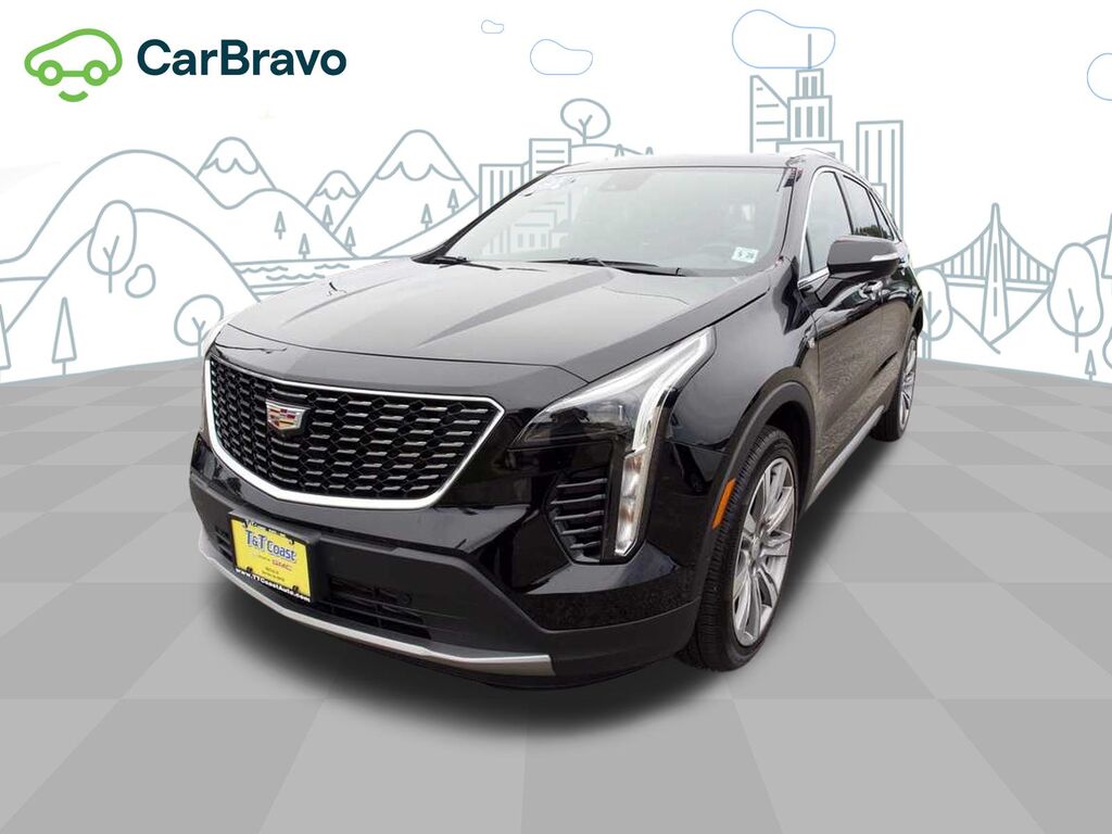 2023 Cadillac XT4 Premium Luxury — photo 1 of 6