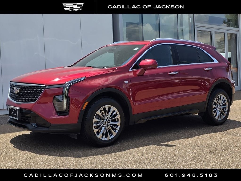 2024 Cadillac XT4 — photo 1 of 7