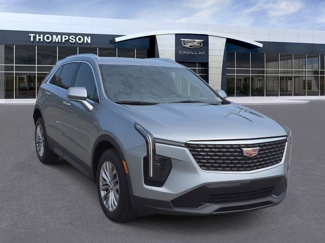2025 Cadillac XT4 — photo 1 of 7