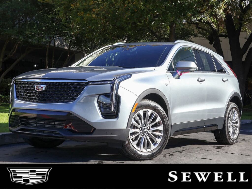 2024 Cadillac XT4 — photo 1 of 1