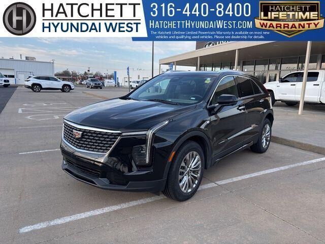 2025 Cadillac XT4 Premium Luxury