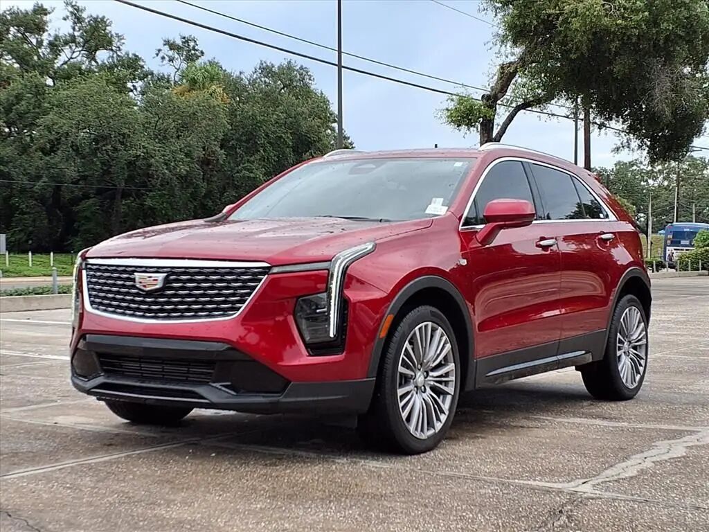 2024 Cadillac XT4 Premium Luxury — photo 1 of 27