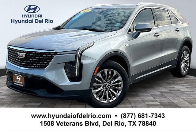 2025 Cadillac XT4 Premium Luxury