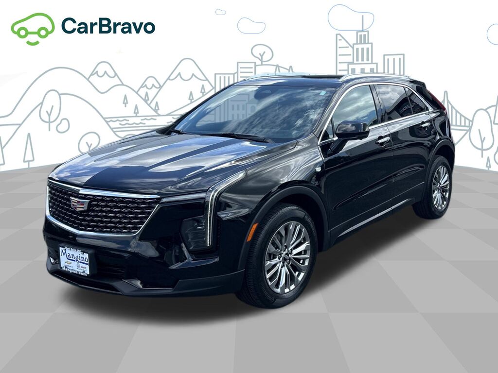 2025 Cadillac XT4 Premium Luxury — photo 1 of 6