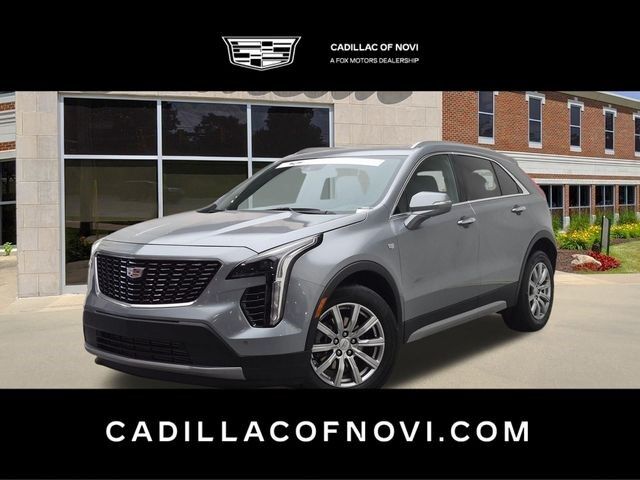 2023 Cadillac XT4 — photo 1 of 7