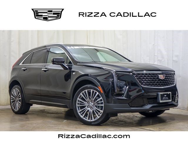 2024 Cadillac XT4 — photo 1 of 7
