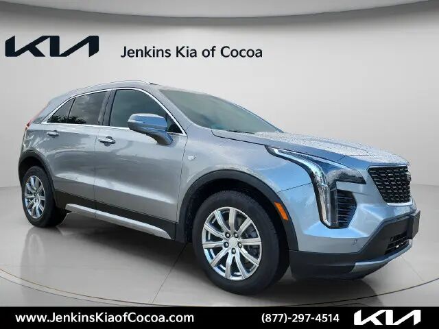 2023 Cadillac XT4 Premium Luxury