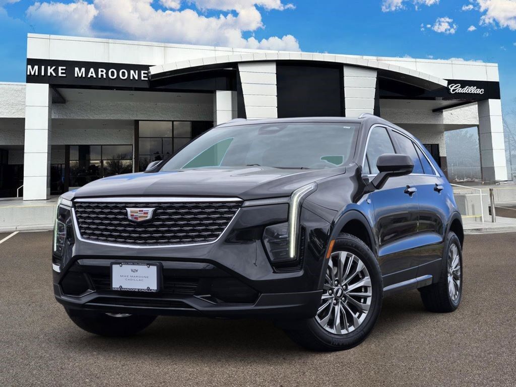2024 Cadillac XT4 — photo 1 of 7