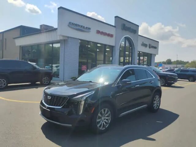 2021 Cadillac XT4 Premium Luxury