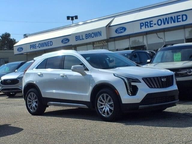 2023 Cadillac XT4 Premium Luxury — photo 1 of 13