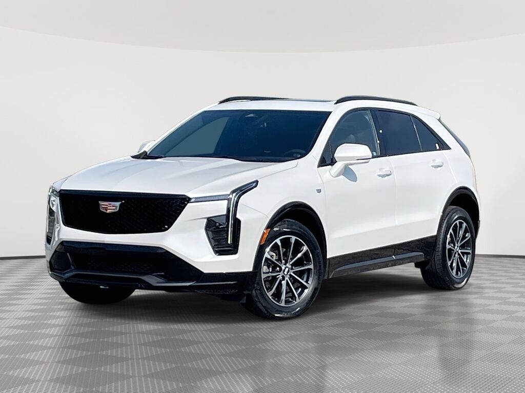 2024 Cadillac XT4 — photo 1 of 7