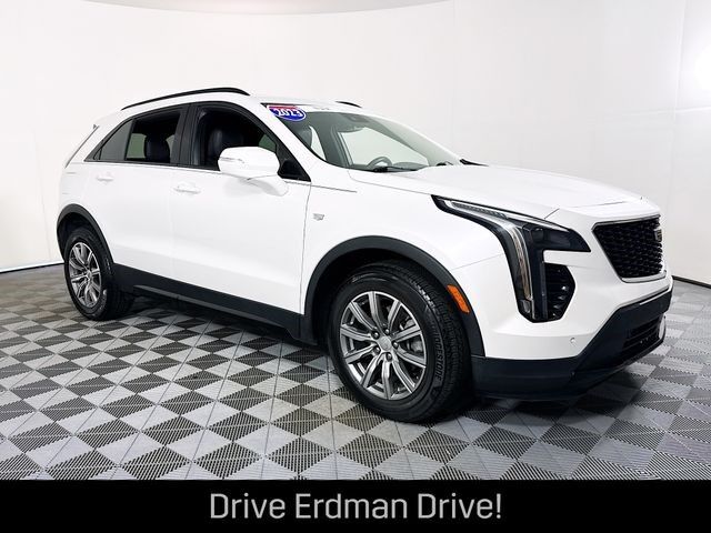 2023 Cadillac XT4 — photo 1 of 7