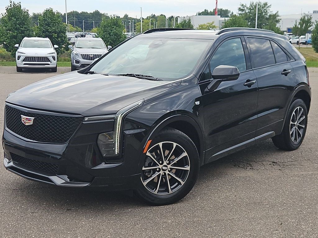 2024 Cadillac XT4 — photo 1 of 7