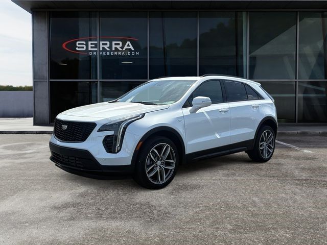 2023 Cadillac XT4 — photo 1 of 7