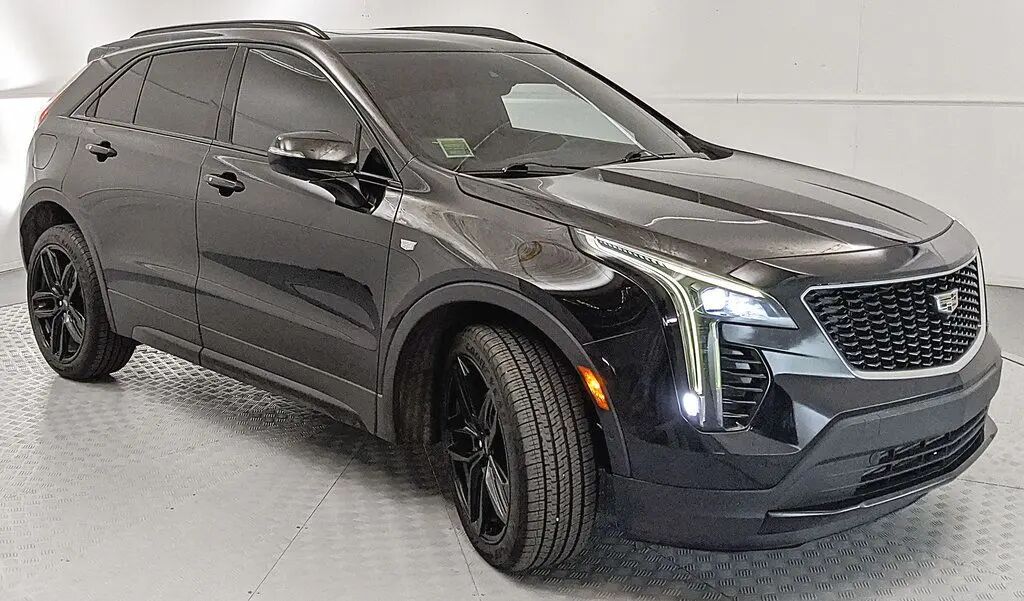 2022 Cadillac XT4 Sport — photo 1 of 13
