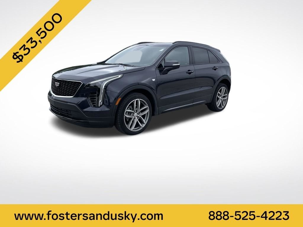 2023 Cadillac XT4 — photo 1 of 7