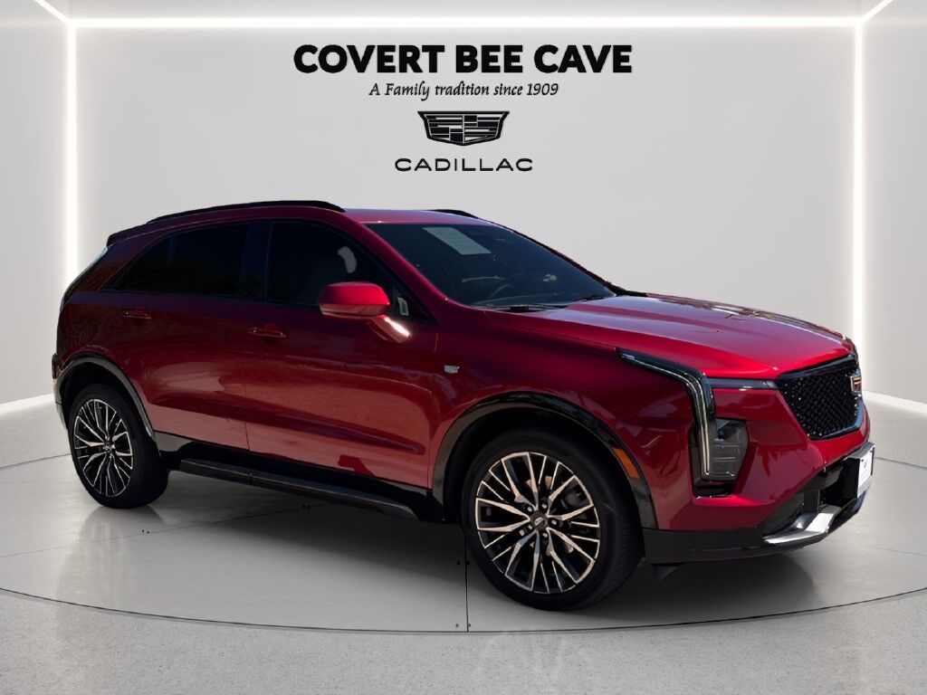 2024 Cadillac XT4 — photo 1 of 7