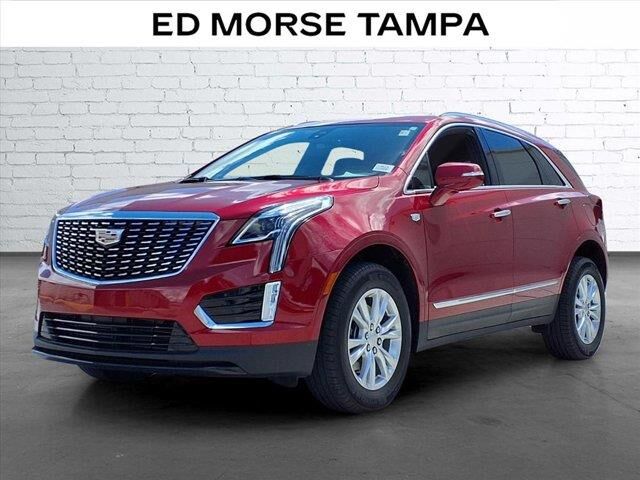 2024 Cadillac XT5 Luxury — photo 1 of 13