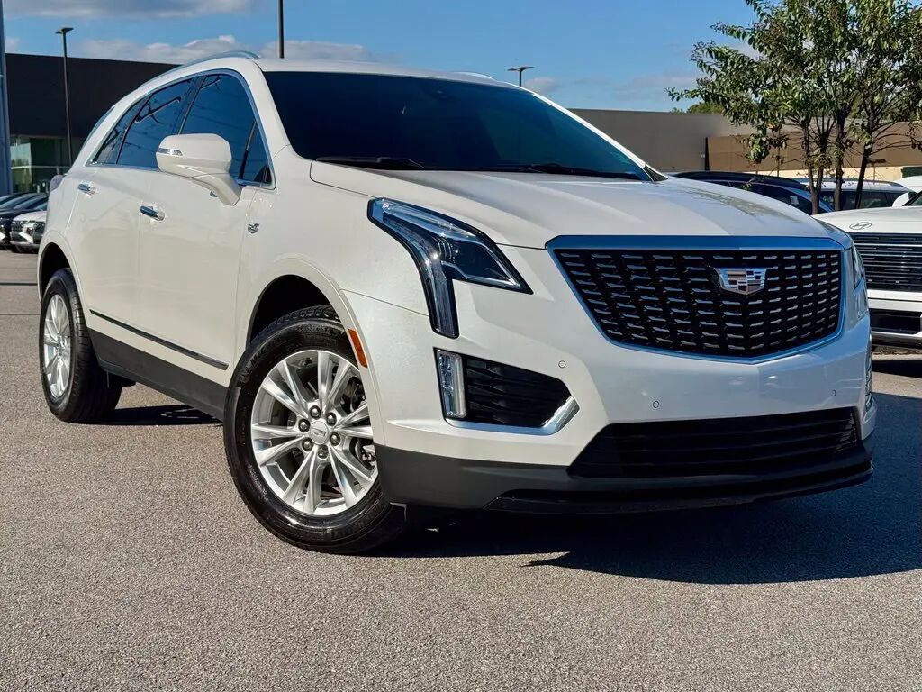 2021 Cadillac XT5 Luxury — photo 1 of 13