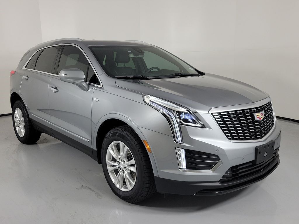 2024 Cadillac XT5 — photo 1 of 7