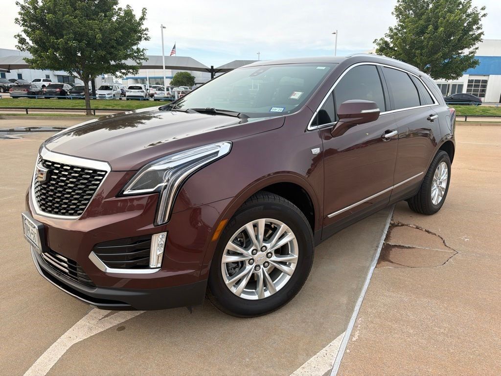 2023 Cadillac XT5 — photo 1 of 7
