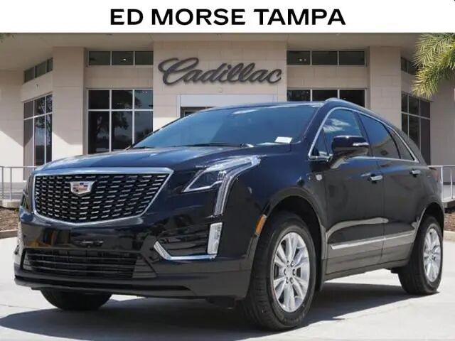 2025 Cadillac XT5 Luxury — photo 1 of 26